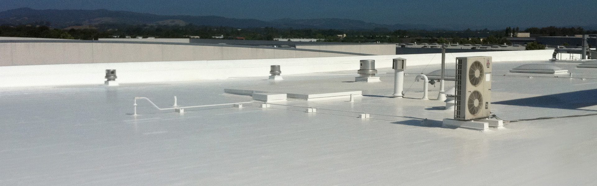 SAVE UP TO 30% ON YOUR MONTHLY ENERGY BILL AND EXTEND THE LIFE OF YOUR ROOF WITH A COOL ROOF COATING BY JAKES ROOFING